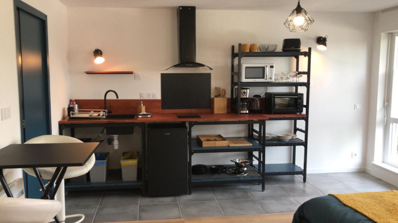 Studio 35M2 Fougeres Bagian luar foto